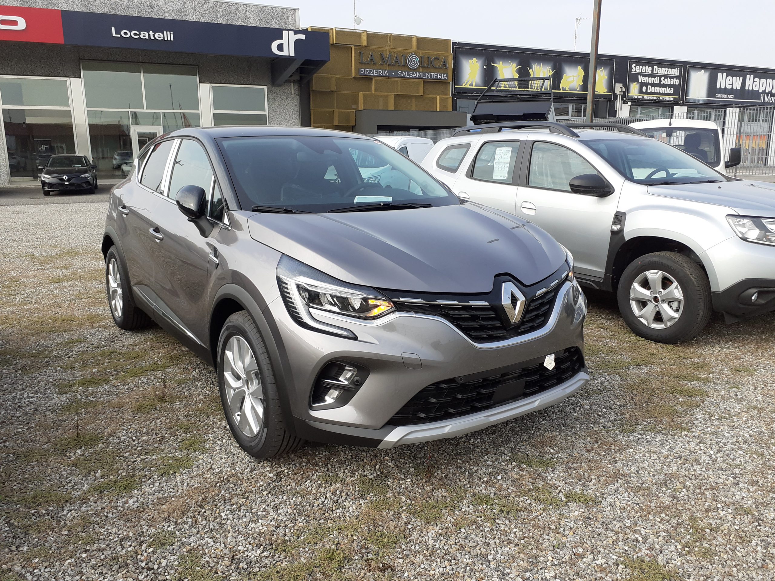 Renault Captur Plug-in Hybrid – Nuova